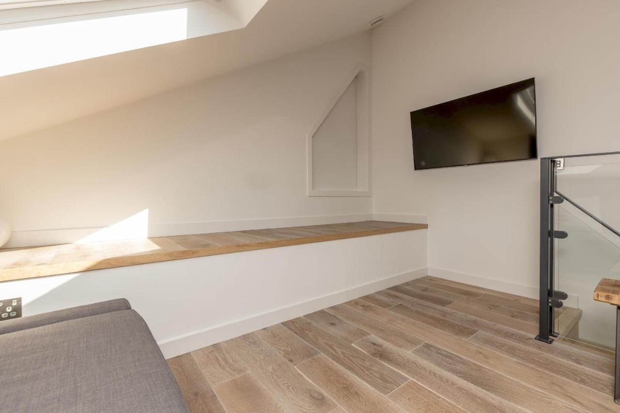 Pass The Keys Stunning 3 Bed Loft Style Apt With Free Parking Edinburgh Ngoại thất bức ảnh