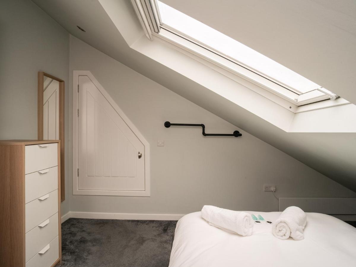 Pass The Keys Stunning 3 Bed Loft Style Apt With Free Parking Edinburgh Ngoại thất bức ảnh