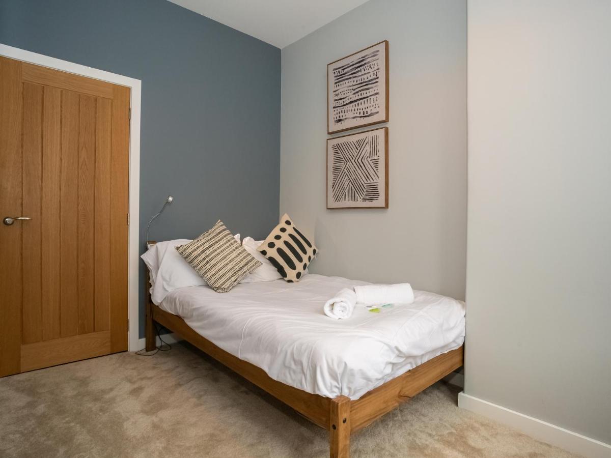Pass The Keys Stunning 3 Bed Loft Style Apt With Free Parking Edinburgh Ngoại thất bức ảnh
