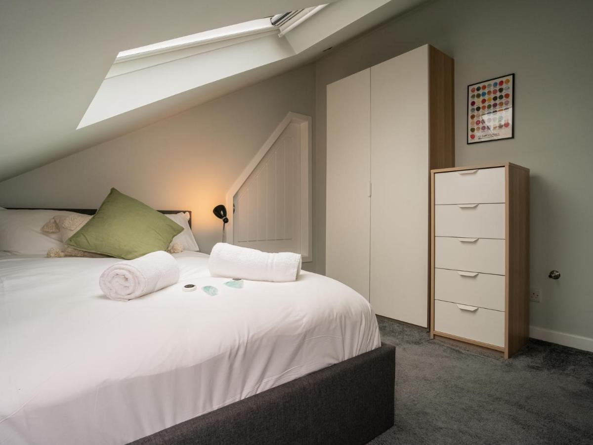Pass The Keys Stunning 3 Bed Loft Style Apt With Free Parking Edinburgh Ngoại thất bức ảnh